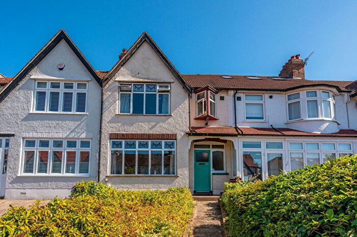 4 Bedroom Terraced House For Sale In Cherry Tree Walk, Beckenham, BR3