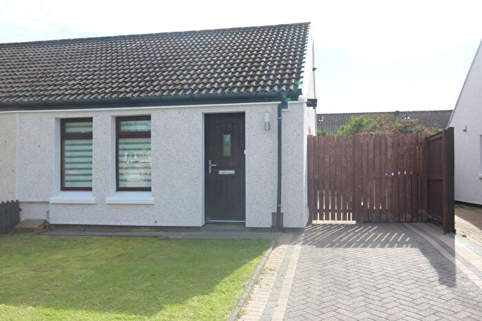 2 Bedroom Semi-Detached Bungalow For Sale In Prunier Drive, Peterhead, AB42