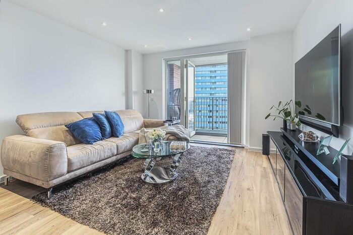 2 Bedroom Flat To Rent In Katie Court, Canning Town, E16