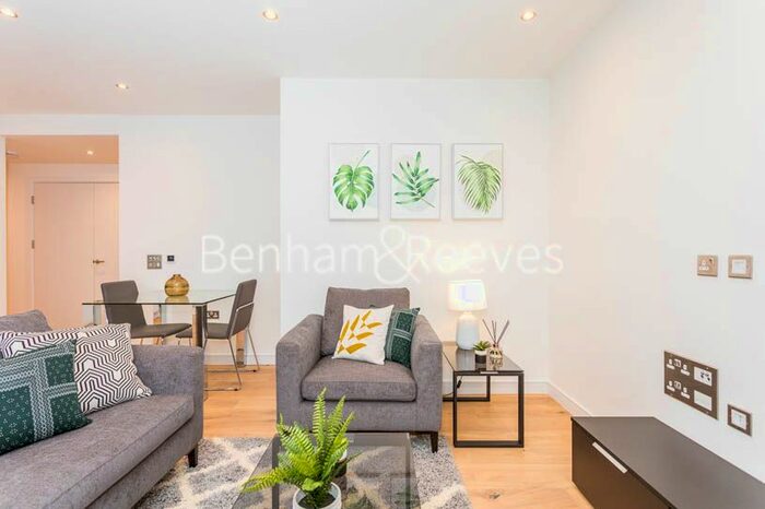 1 Bedroom Flat To Rent In Duval House, Clapham Junction, SW11