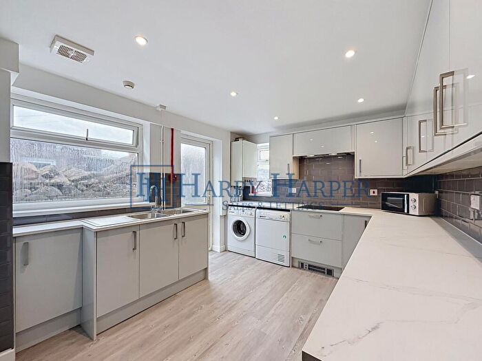 6 Bedroom End Of Terrace House To Rent In Cathays Terrace, Cardiff, CF24