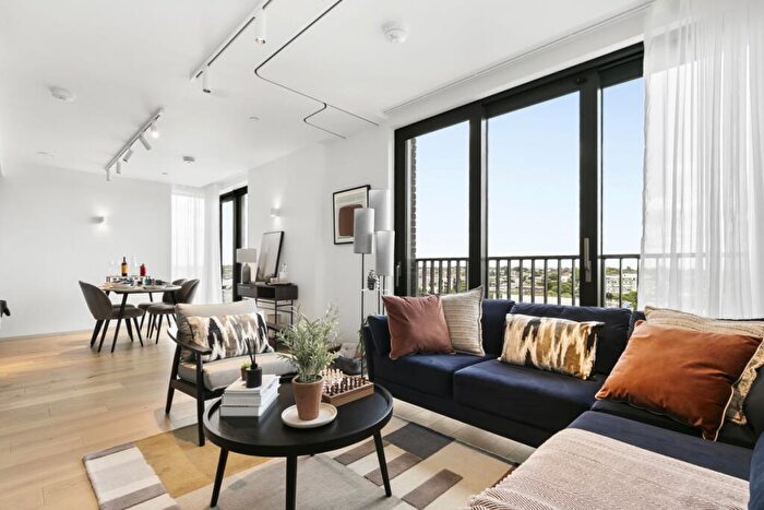 2 Bedroom Apartment To Rent In Author Kings Cross, York Way London, N1