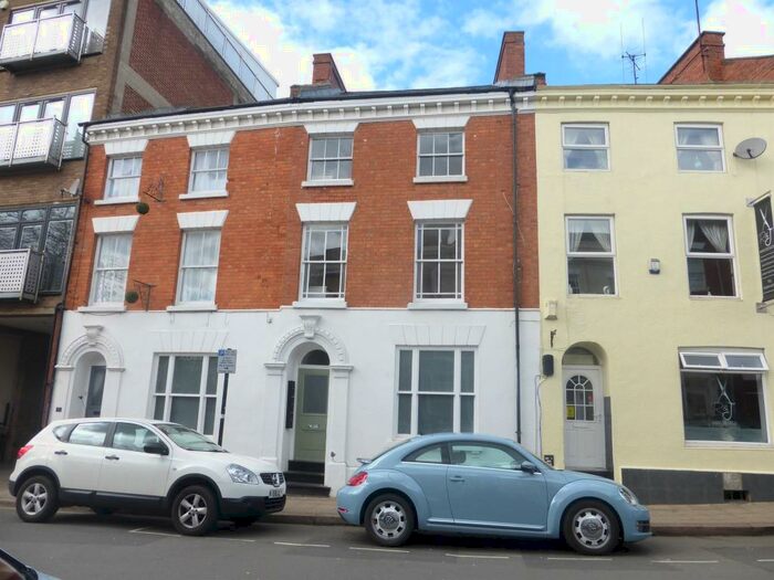 1 Bedroom Flat To Rent In Castilian Street, Northampton, NN1