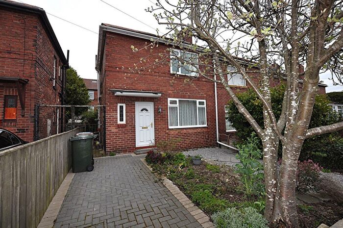 2 Bedroom Semi Detached House For Sale In Springhill Gardens, Newcastle Upon Tyne, NE15