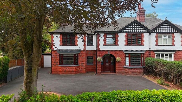 5 Bedroom Semi-Detached House For Sale In Sneyd Avenue, Newcastle, ST5