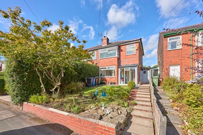 3 Bedroom Semi-Detached House For Sale In Chorley Road, Standish, Wigan, WN1