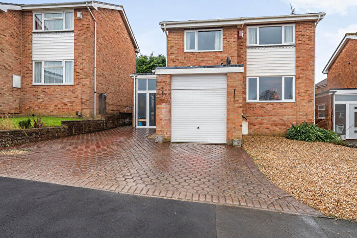 4 Bedroom Detached House For Sale In Torridge Close, Greenmeadow, SN25
