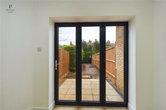 3 Bedroom End Of Terrace House For Sale In Palmerston Road, Sutton, SM1