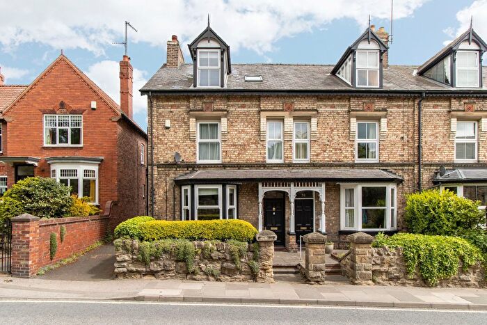 4 Bedroom Terraced House For Sale In Newbiggin, Malton, YO17