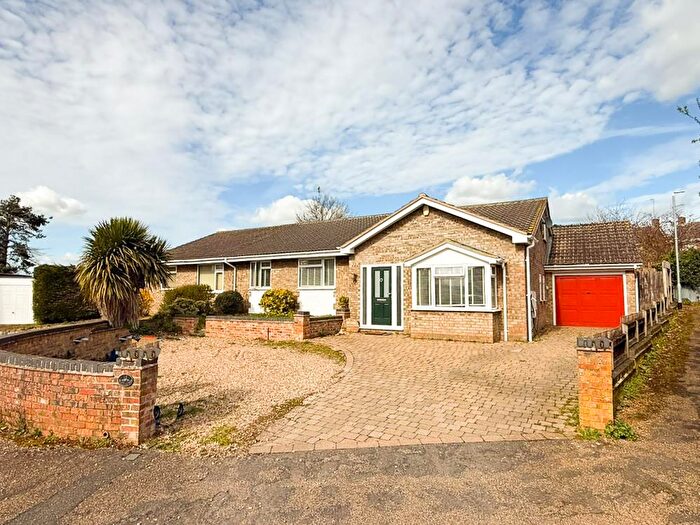 4 Bedroom Semi-Detached House For Sale In Dallacre Drive, Wilbarston, Market Harborough, LE16