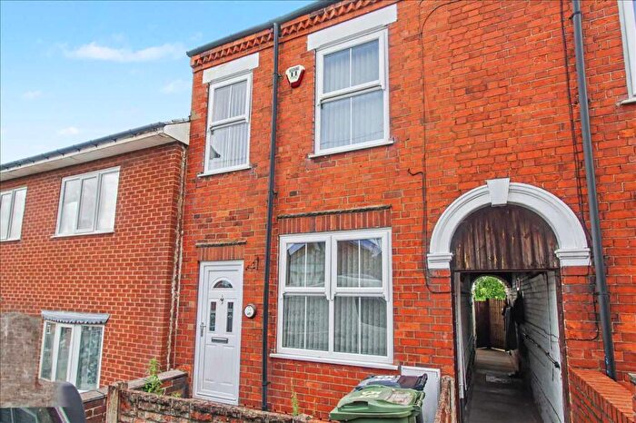 2 Bedroom Terraced House For Sale In Gladstone Street, Heanor, DE75