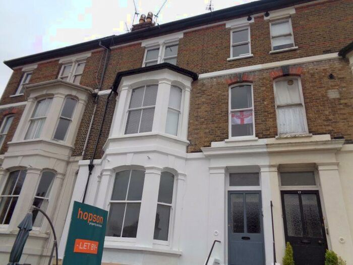 1 Bedroom Flat To Rent In Devereux Road, Southend-On-Sea, SS1