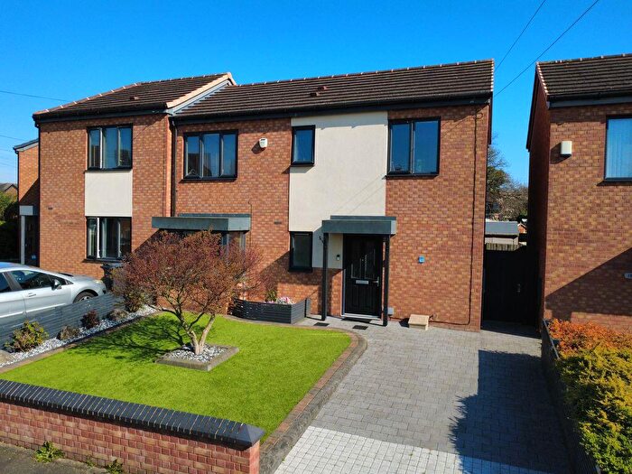 2 Bedroom Semi Detached House For Sale In Pype Hayes Road, Birmingham, B24