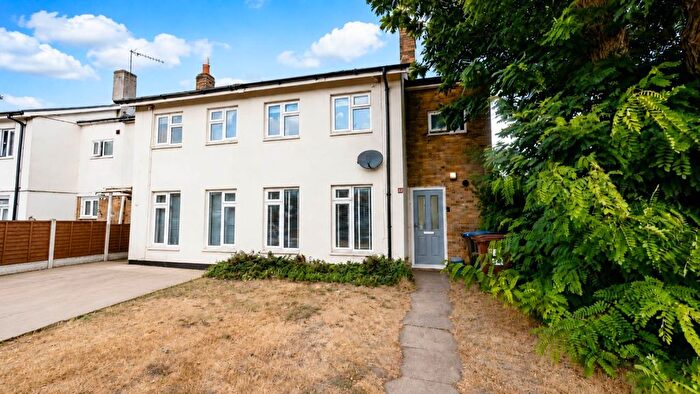 2 Bedroom End Of Terrace House For Sale In Briars Wood, Hatfield, AL10