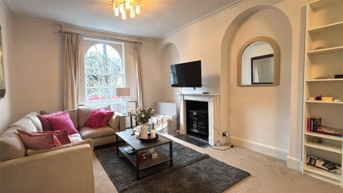 3 Bedroom House To Rent In Adelaide Square, Windsor, SL4