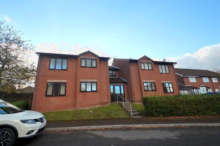 1 Bedroom Flat To Rent In Fairways Avenue, Coleford, GL16