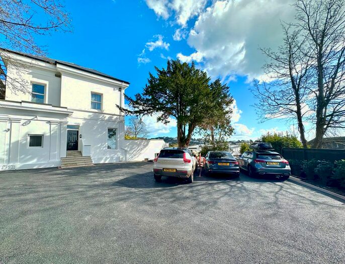 1 Bedroom Flat To Rent In Bronshill Road, Torquay, TQ1