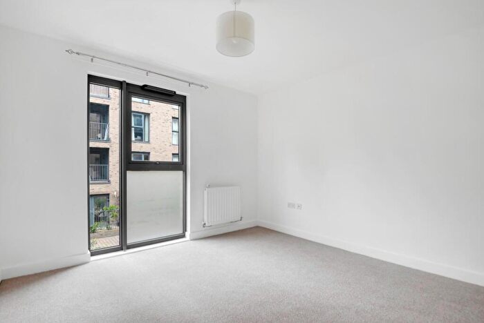 1 Bedroom Flat For Sale In Green Lanes Walk, London, N4