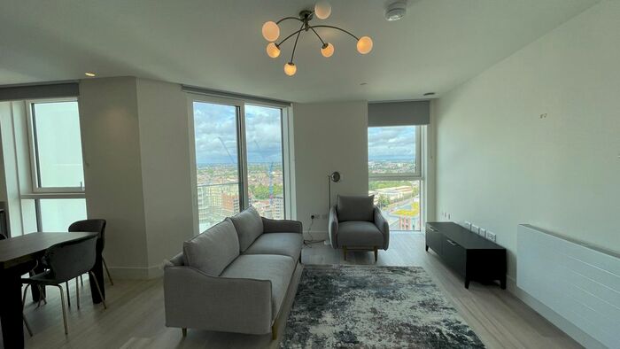 2 Bedroom Flat To Rent In Hale Works, London, N17