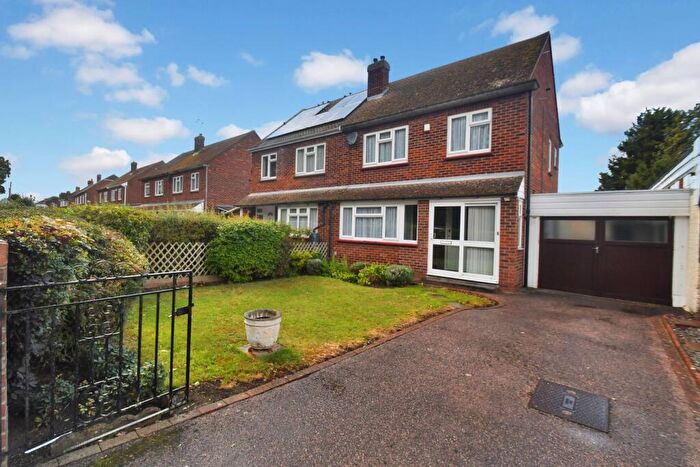 2 Bedroom Semi-Detached House For Sale In Oak Lane, Upchurch, Sittingbourne, ME9