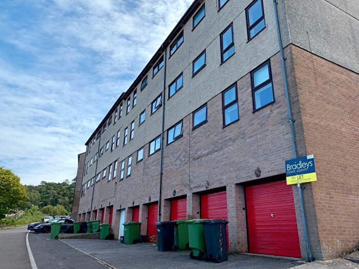 2 Bedroom Flat To Rent In Grange Road, Torquay, TQ1