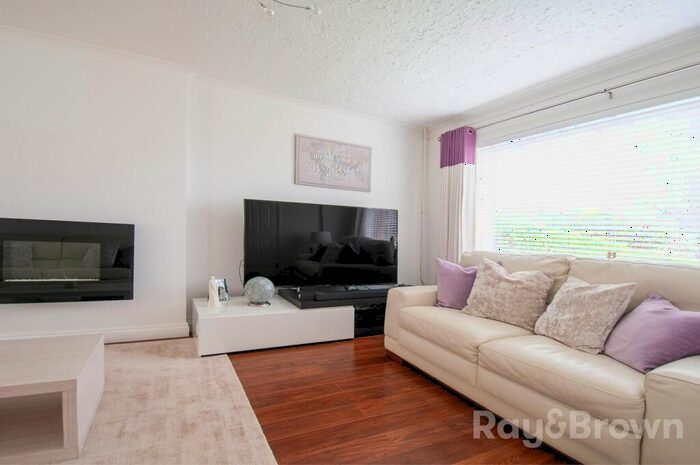 4 Bedroom Detached House For Sale In Llwyn Y Pia Road, Lisvane, Cardiff, CF14