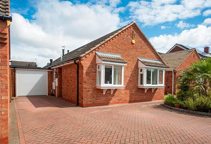 2 Bedroom Detached Bungalow For Sale In Cranwell Drive, Wellesbourne, Warwick, CV35