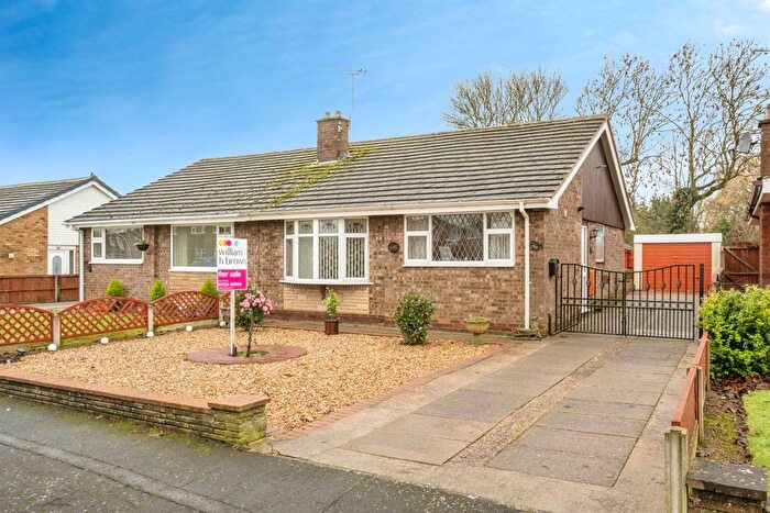 2 Bedroom Semi Detached Bungalow For Sale In Jacklins Approach, Scunthorpe, DN16