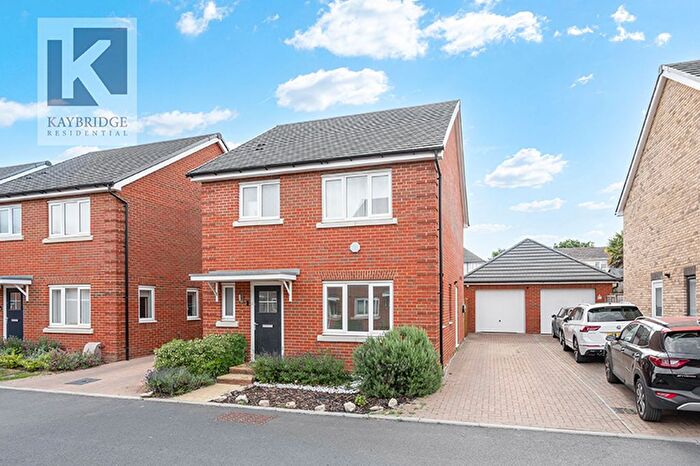 3 Bedroom Detached House To Rent In Dante Way, Epsom, KT19
