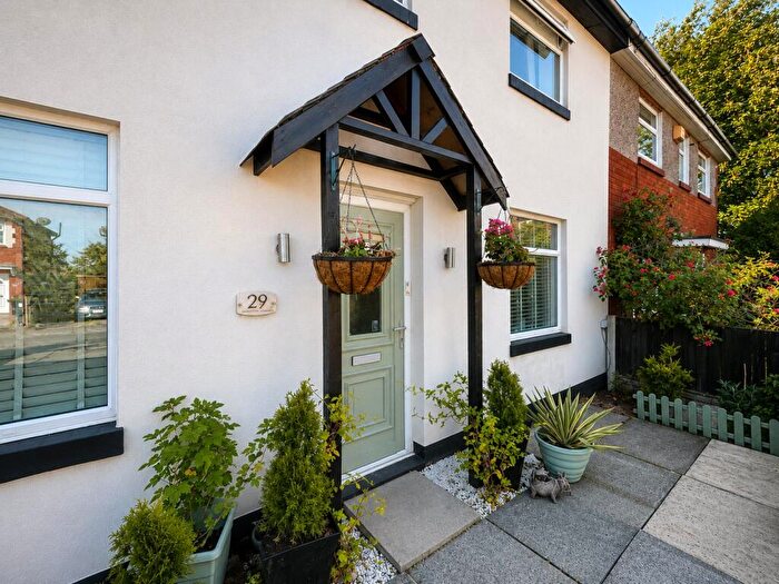 2 Bedroom Semi Detached House For Sale In Shaftesbury Avenue, Birkdale, Merseyside, PR8