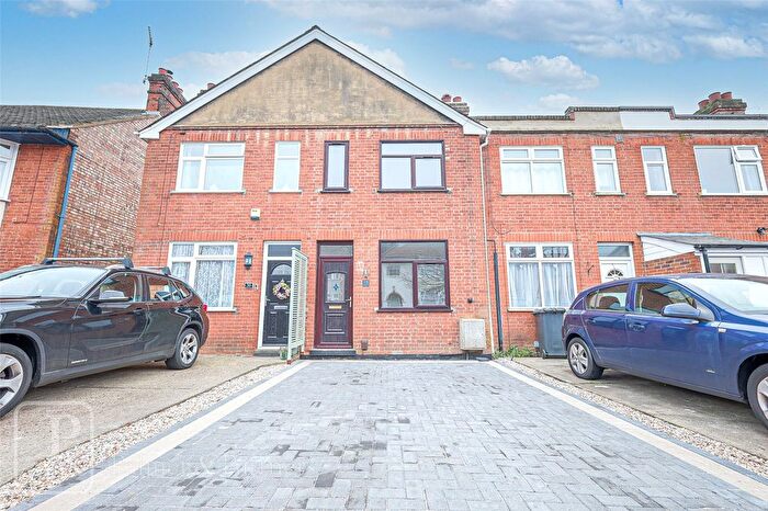 3 Bedroom Terraced House To Rent In Tuddenham Avenue, Ipswich, Suffolk, IP4