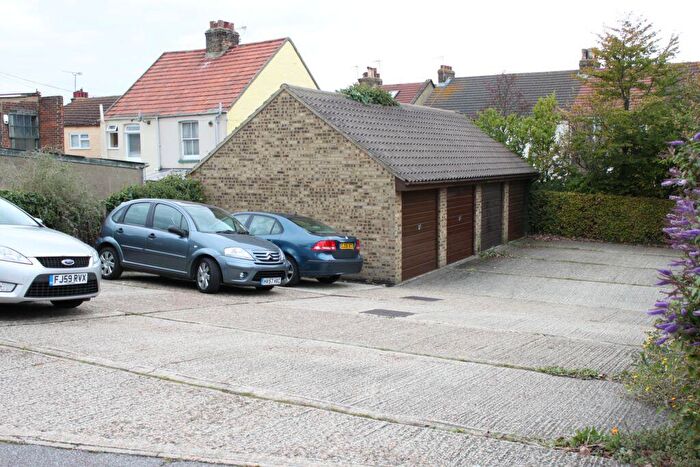 2 Bedroom Terraced House For Sale In Albert Road, Deal, CT14