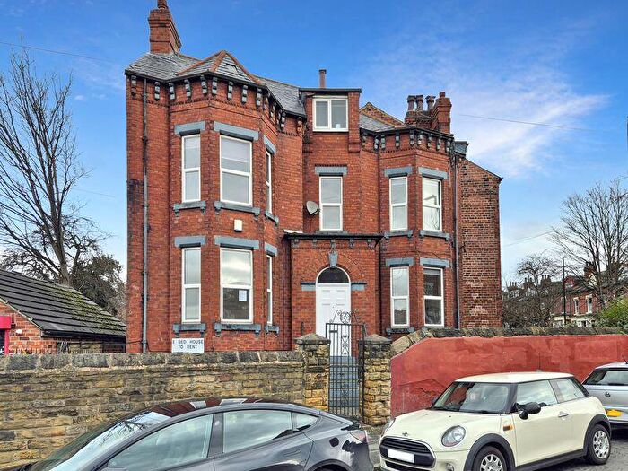 8 Bedroom Detached House For Sale In Brudenell Road, Leeds, LS6