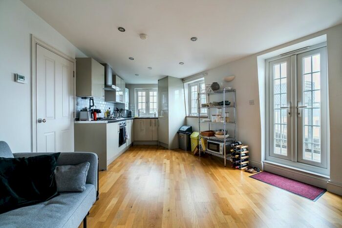1 Bedroom Flat To Rent In Liverpool Road, London, N1