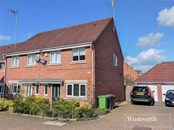 3 Bedroom End Of Terrace House To Rent In Wordsworth Gardens, Borehamwood, Hertfordshire, WD6