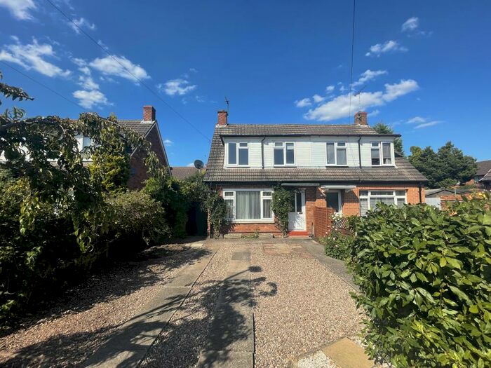 2 Bedroom House To Rent In Somerville Road, Alrewas, DE13