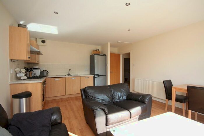 2 Bedroom Flat To Rent In Merkland Lane, Pittordrie, Aberdeen, AB24