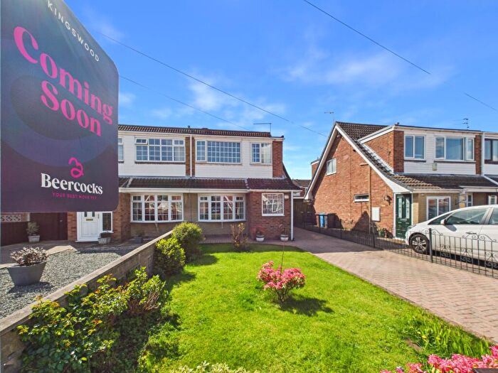 3 Bedroom Semi-Detached House For Sale In Willowdale, Hull, HU7