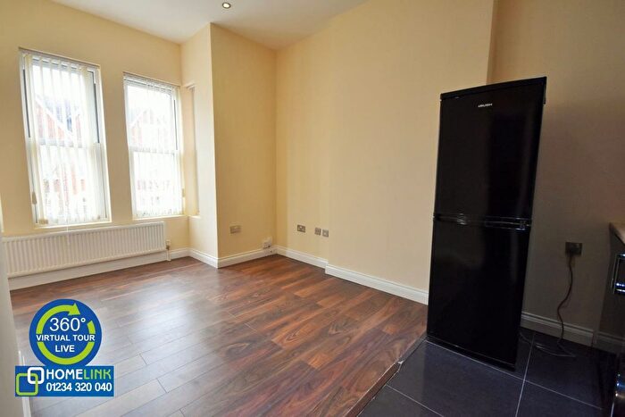 1 Bedroom Flat To Rent In St. Andrews Road, Bedford, MK40