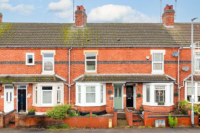 3 Bedroom Terraced House For Sale In High Street, Burton Latimer, NN15