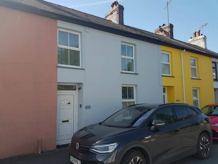 3 Bedroom Terraced House To Rent In Mill Street, Lampeter, Ceredigion, SA48