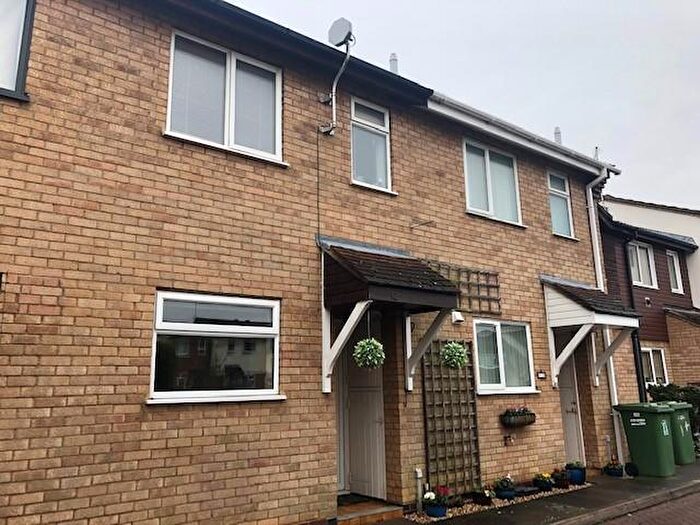 2 Bedroom House To Rent In Sunnymead, Peterborough, PE4