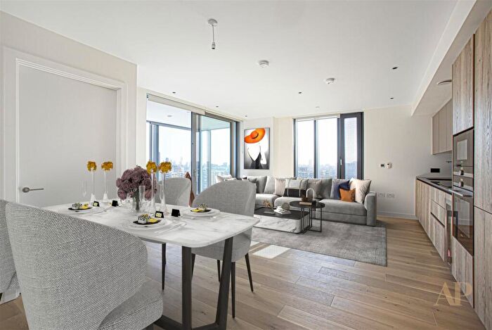 2 Bedroom Apartment To Rent In The Makers Building, N1