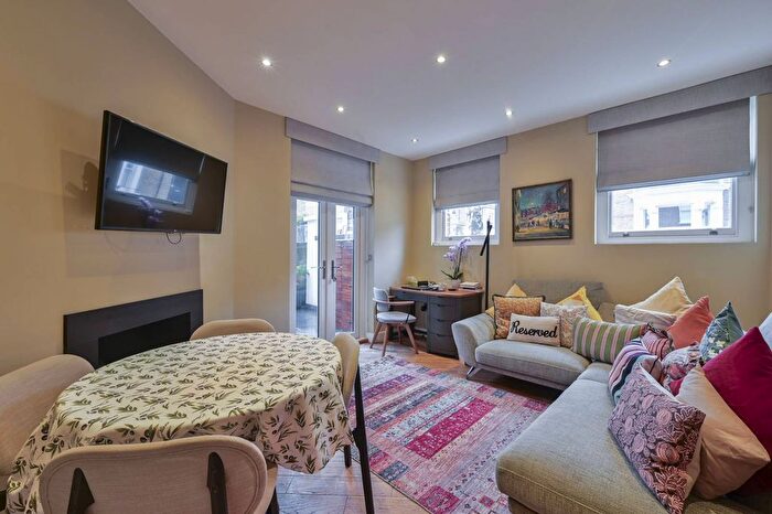 1 Bedroom Flat To Rent In Cremorne Road, Chelsea, London, SW10