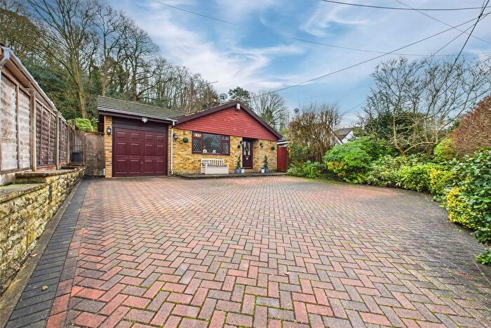 4 Bedroom Bungalow For Sale In School Hill, Sandhurst, Berkshire, GU47