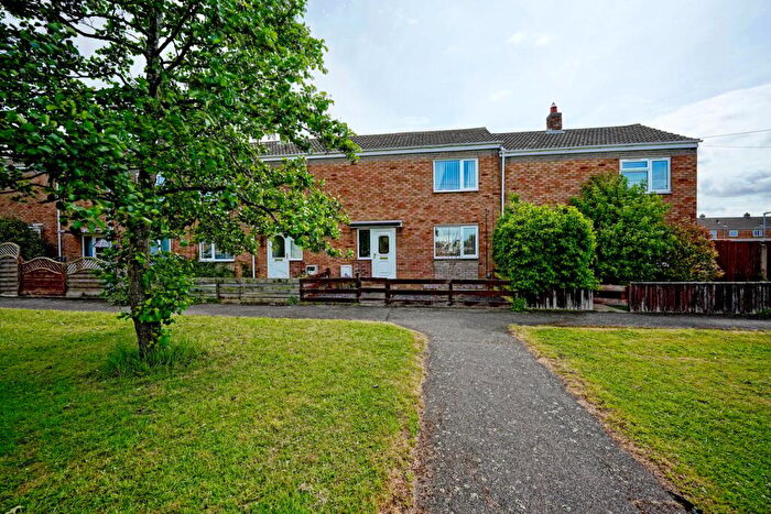 2 Bedroom Terraced House For Sale In Surrey Road, Huntingdon, PE29