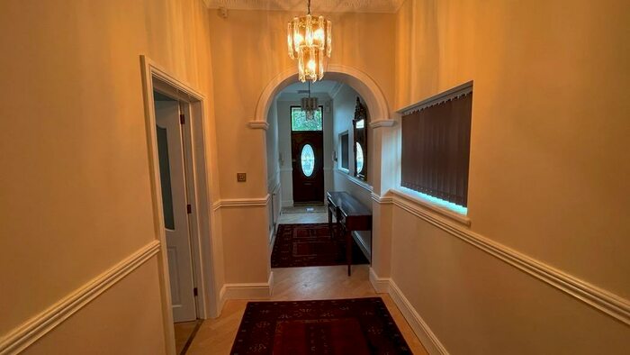 2 Bedroom Flat To Rent In Uttoxeter New Road, Derby, Derbyshire, DE22