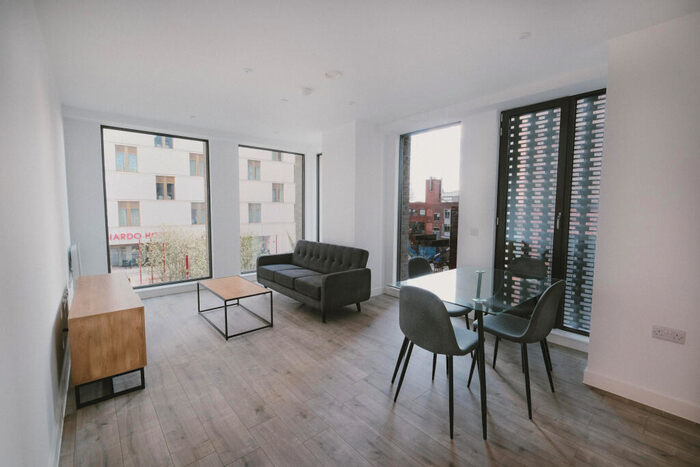 1 Bedroom Flat To Rent In Victoria House, Great Ancoats Street, Manchester, M4