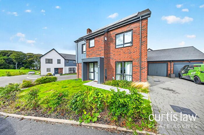 4 Bedroom Detached House For Sale In Cottongrass Close, Blackburn, BB2