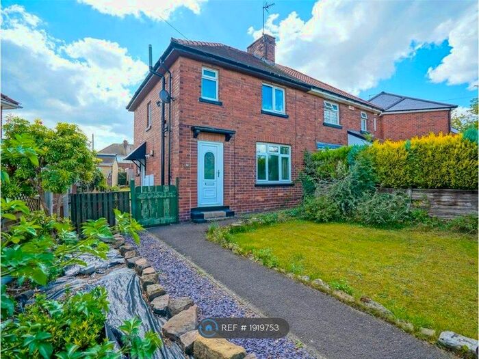 3 Bedroom Semi-Detached House To Rent In Shenstone Road, Rotherham, S65